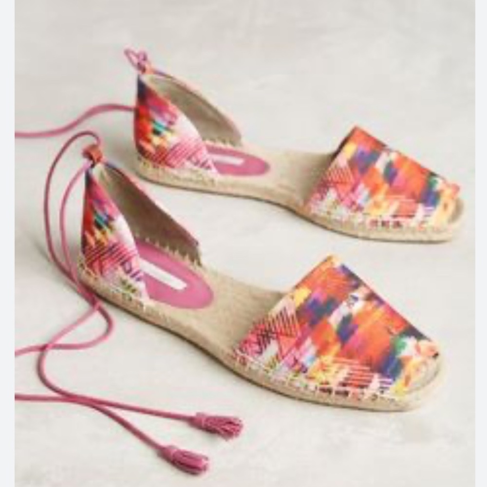 ๐ธ Cynthia Vincent Farie Ikat-Print D'Orsay Espadrille Sandals (Size 7.5) ๐ธ - Picture 1 of 8
